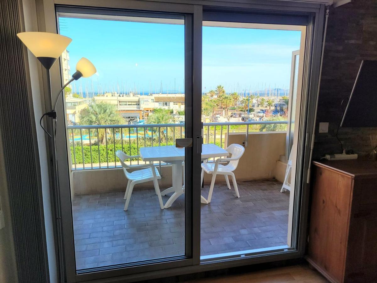 Studio Port D' Hyeres Vue Mer Et Sur Les Iles D'Or 아파트 외부 사진